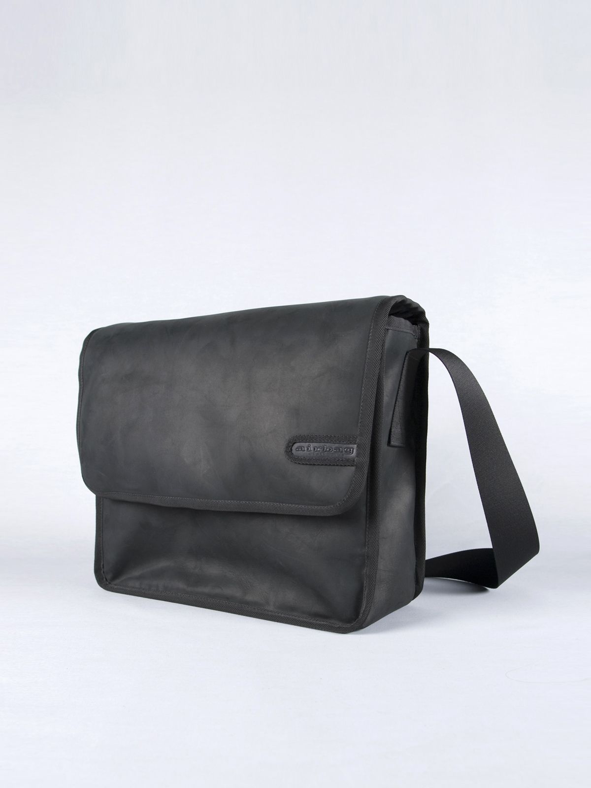 airbag craftworks DLX black
