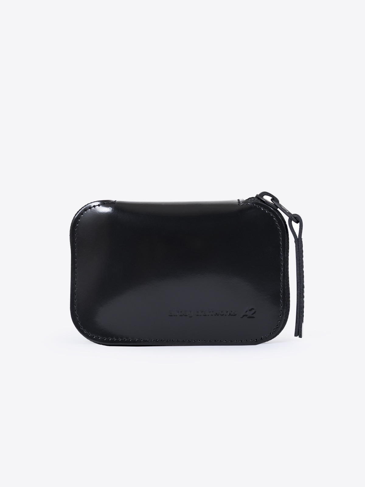 A2 shiny black