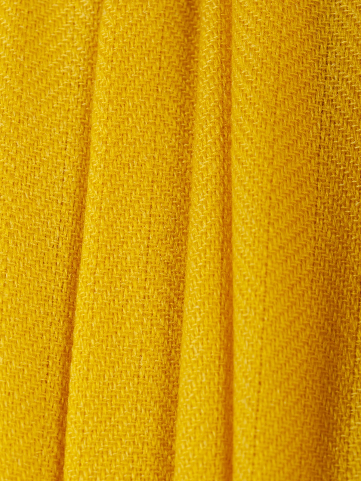 A2 cashmere | golden yellow